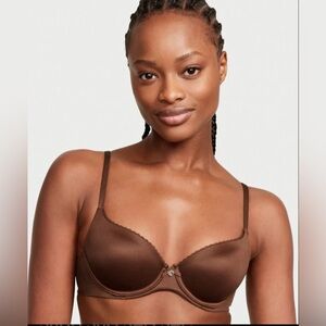 NWT Victoria Secret BODY BY VICTORIA Lightly-Lined Bra Sz 34DD